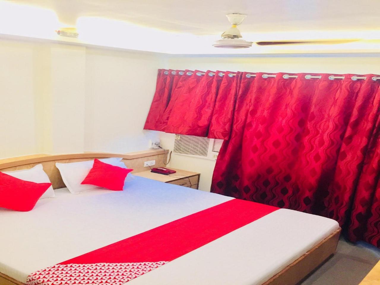 Hotel New Uttam Hira Palace Nashik Exterior photo